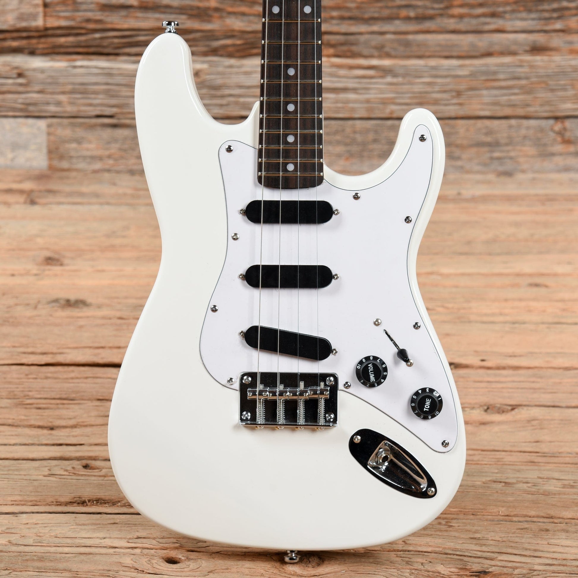 Eastwood S-Style Tenor White 2021 Electric Guitars / Solid Body