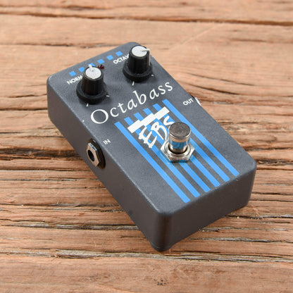 EBS OctaBass Triple Mode Octave Divider Effects and Pedals / Octave and Pitch