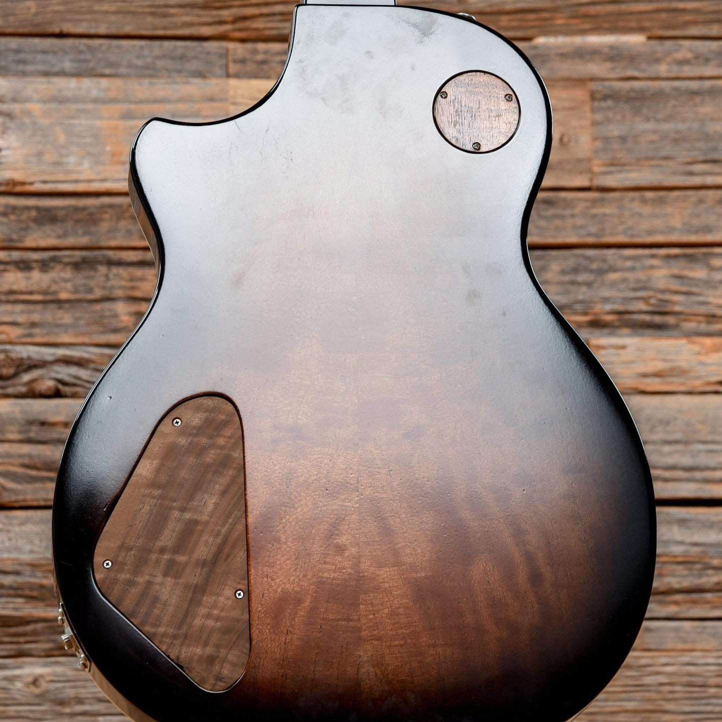 Echopark Downtowner Carved Top Case Study Black Beauty 2018 Electric Guitars / Solid Body