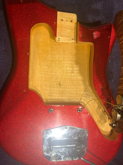 EKO 500 V3 Red Sparkle 1960s Electric Guitars / Solid Body