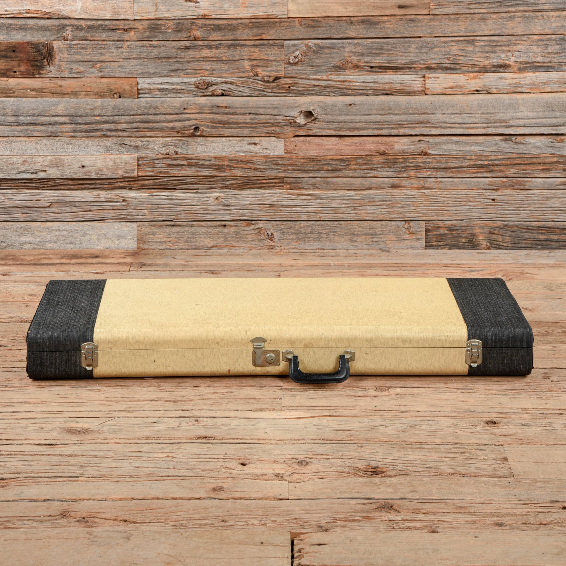 EKO 500 V3 Red Sparkle 1960s Electric Guitars / Solid Body