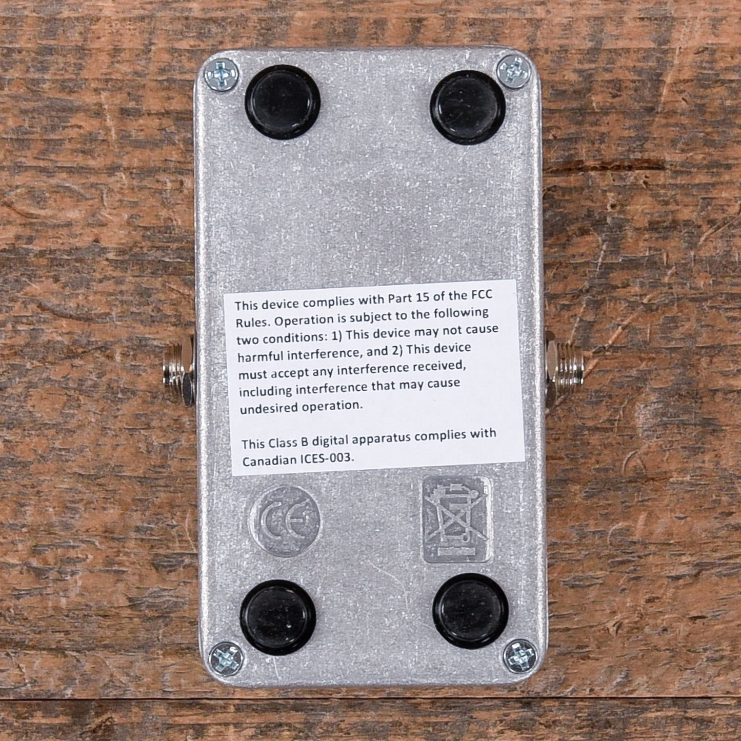 Electro-Harmonix Bass Clone Analog Chorus Effects and Pedals / Chorus and Vibrato