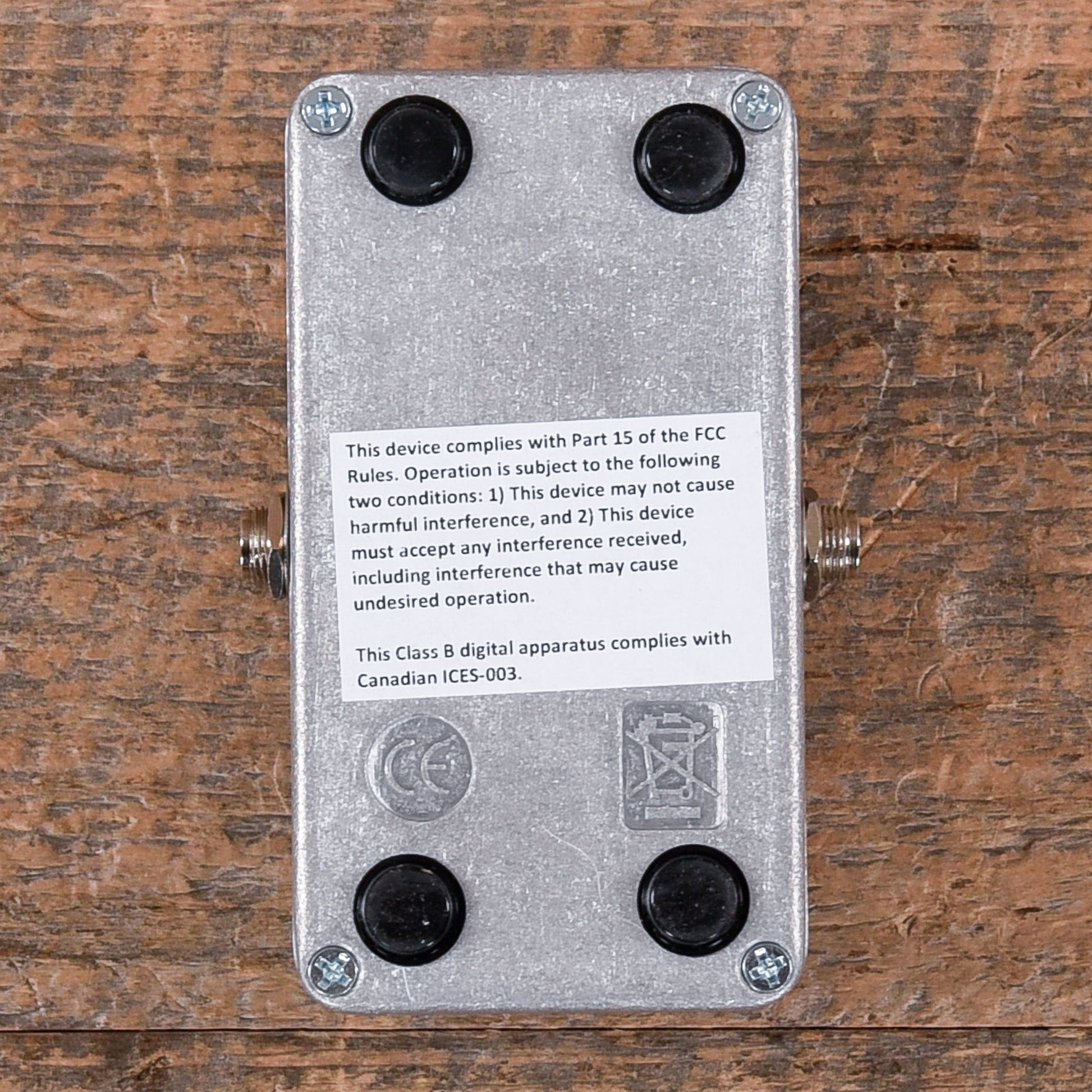 Electro-Harmonix Bass Clone Analog Chorus Effects and Pedals / Chorus and Vibrato