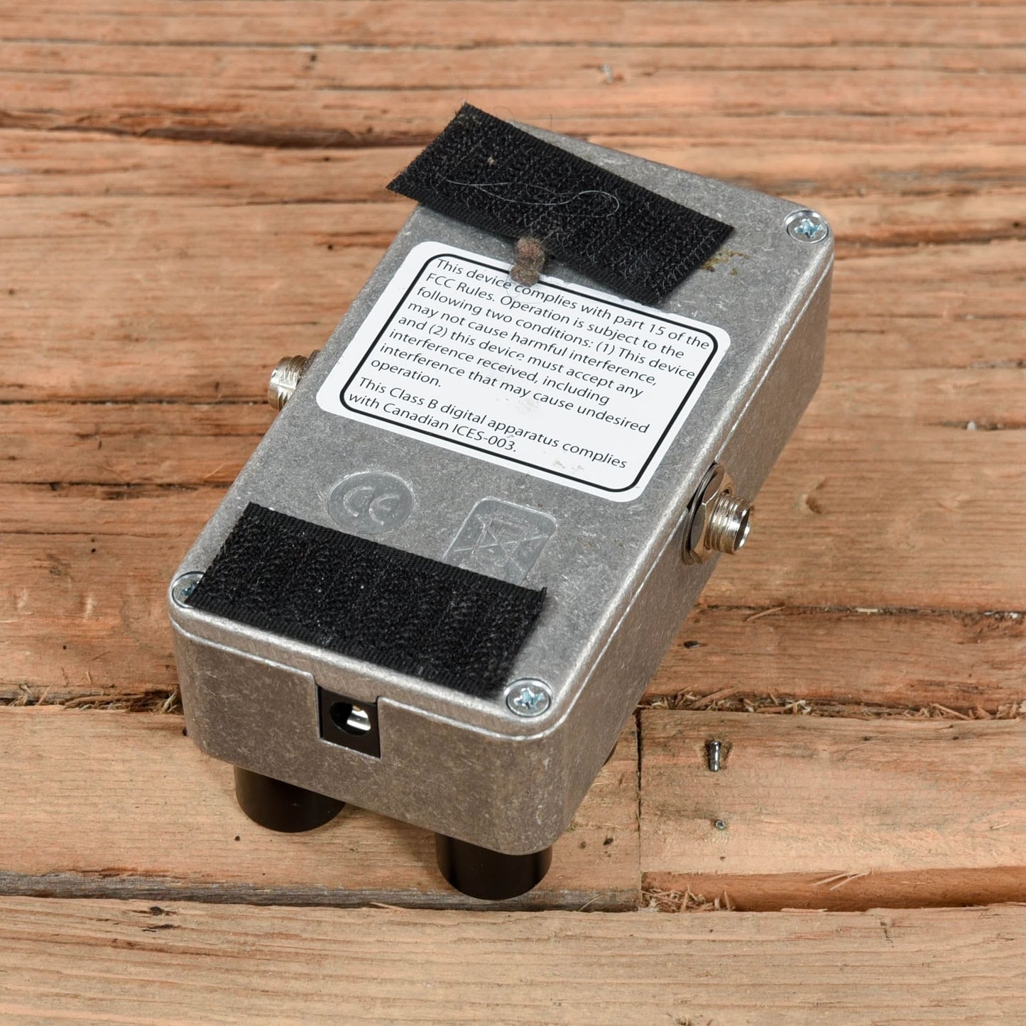 Electro-Harmonix Bass Clone Nano Analog Chorus Effects and Pedals / Chorus and Vibrato