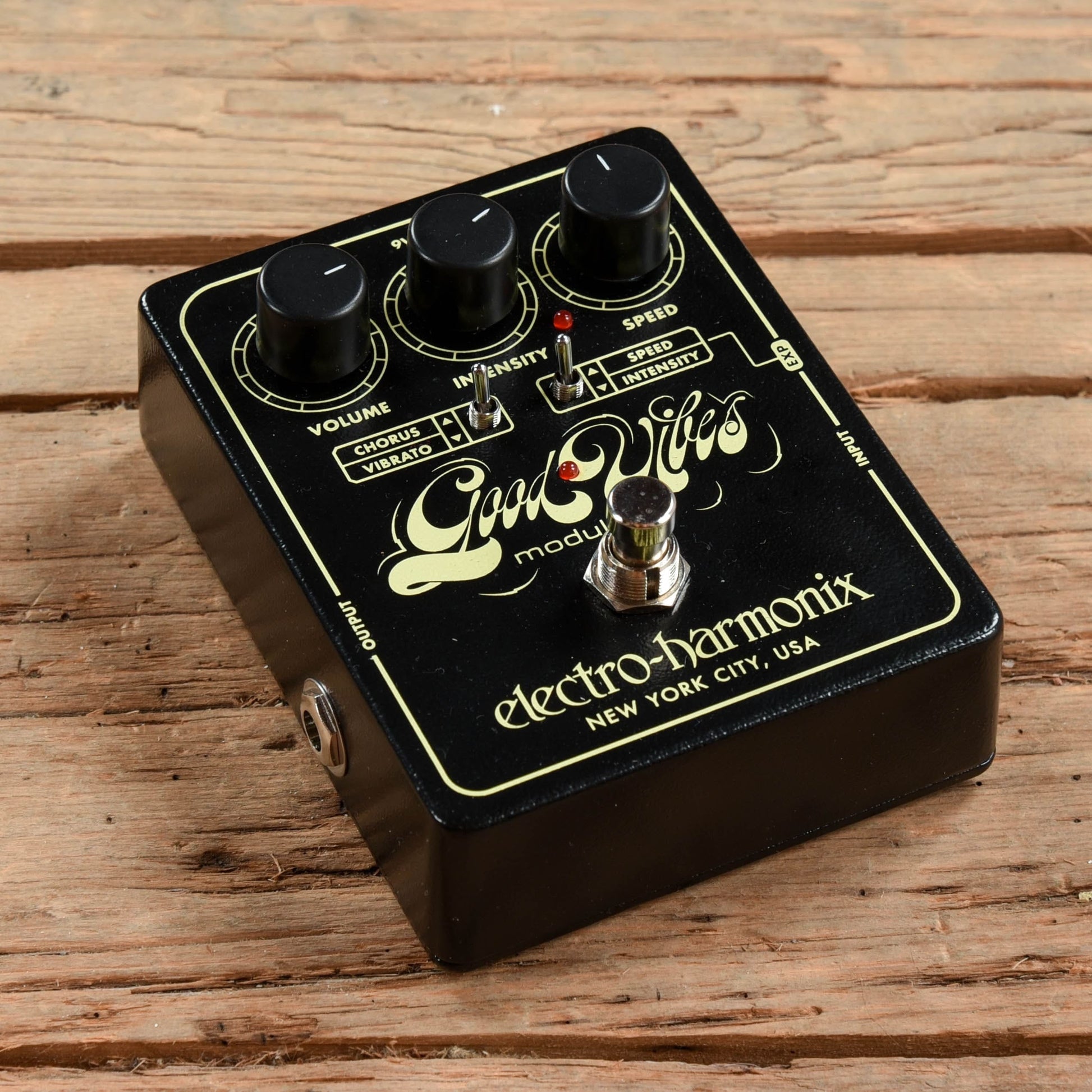 good vibes pedal Electro-Harmonix Good Vibes Analog Modulator Pedal – Chicago Music Exchange