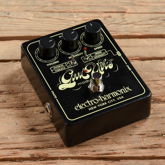 Electro-Harmonix Good Vibes Analog Modulator Pedal Effects and Pedals / Chorus and Vibrato