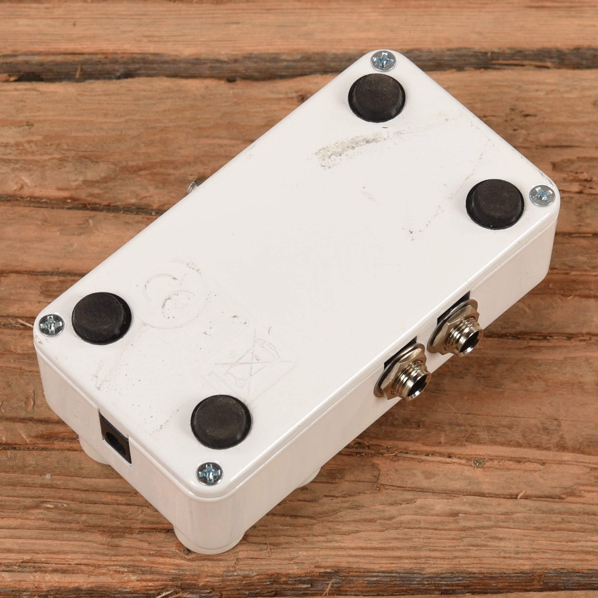 Electro-Harmonix Canyon Delay & Looper Pedal Effects and Pedals / Delay