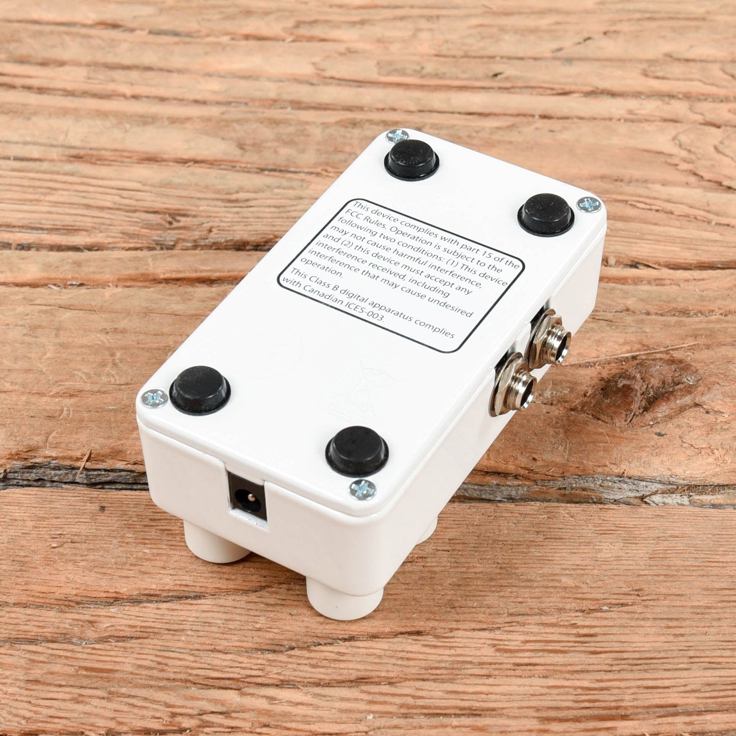 Electro-Harmonix Canyon Delay & Looper Pedal Effects and Pedals / Delay