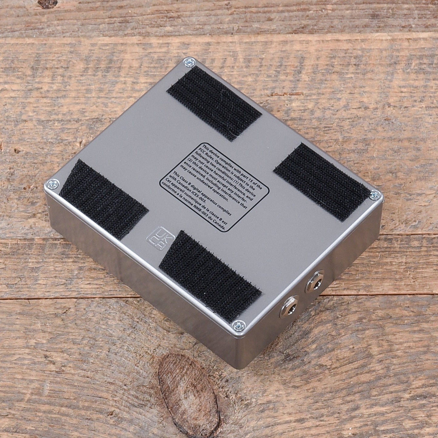 Electro-Harmonix Deluxe Memory Man Effects and Pedals / Delay