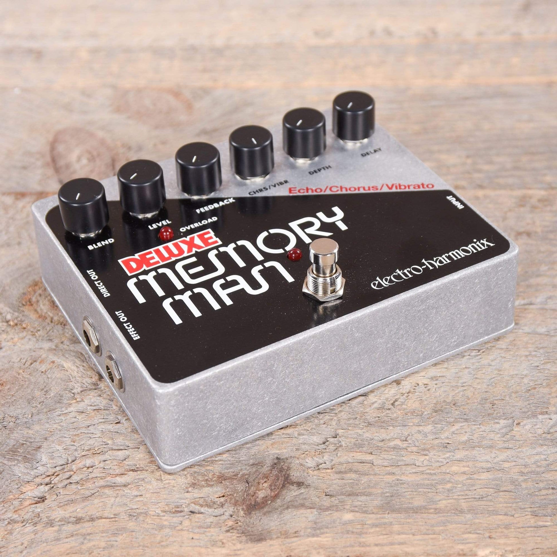 Electro-Harmonix Deluxe Memory Man Effects and Pedals / Delay