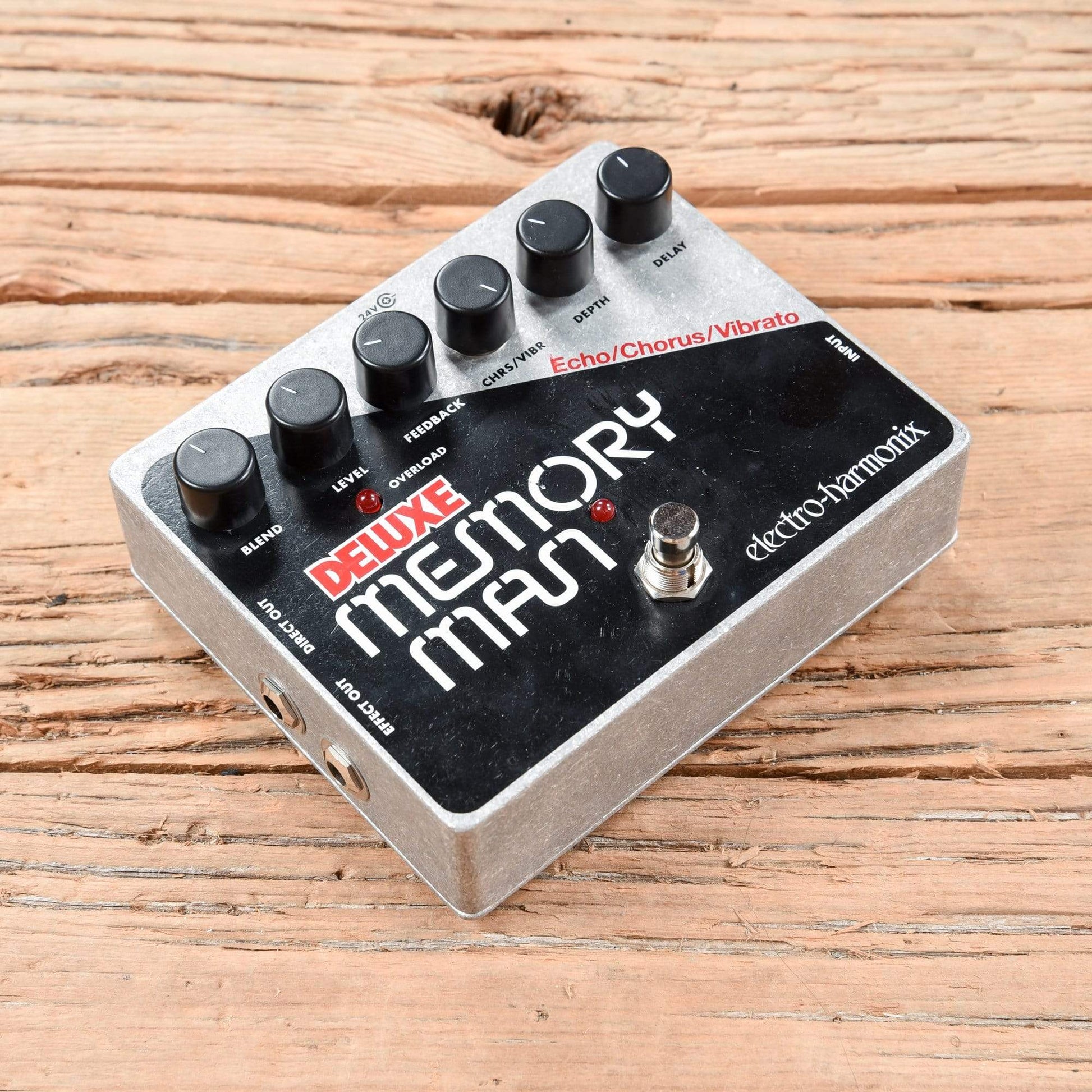Electro-Harmonix Deluxe Memory Man Effects and Pedals / Delay