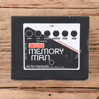 Electro-Harmonix Deluxe Memory Man Effects and Pedals / Delay