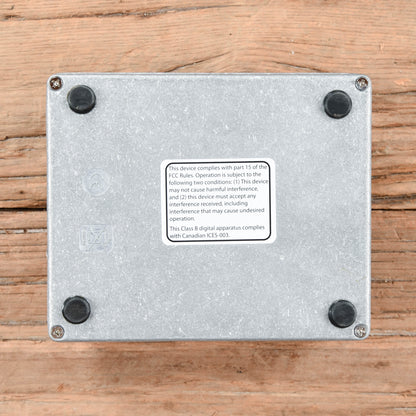 Electro-Harmonix Deluxe Memory Man Effects and Pedals / Delay