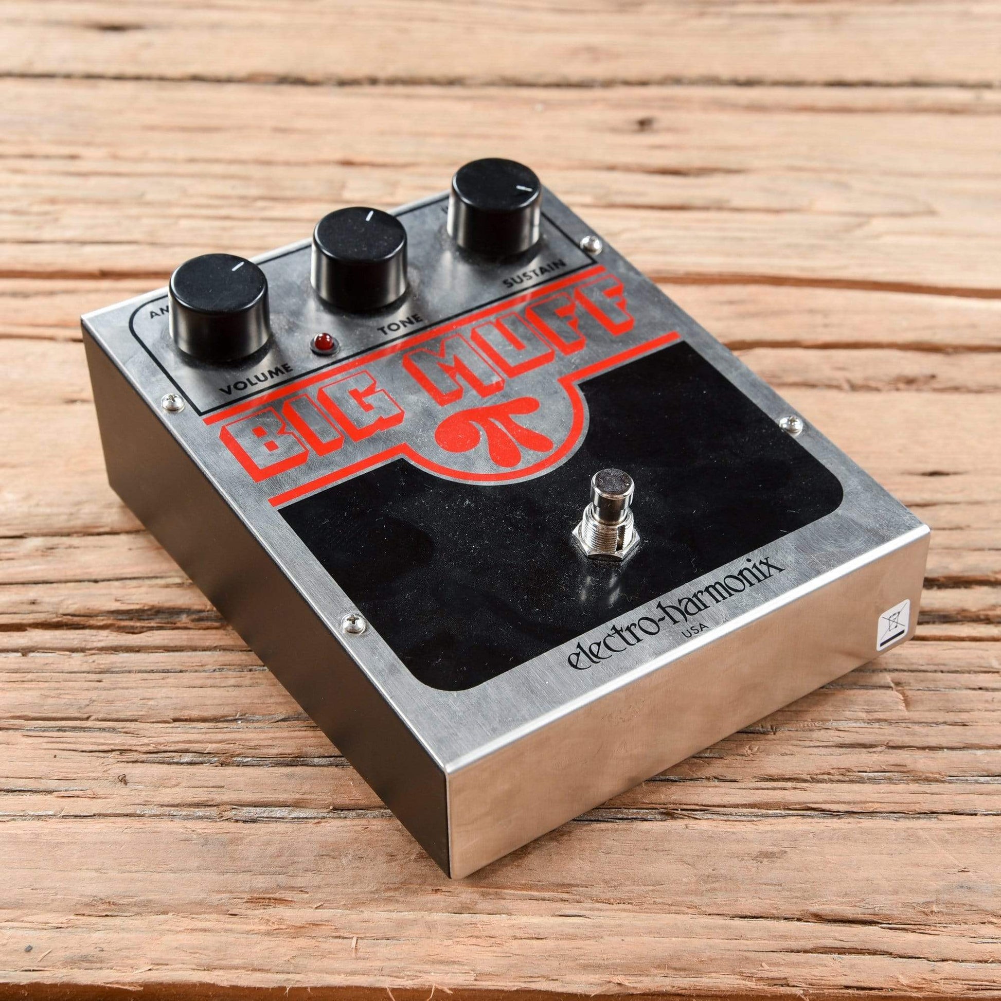 Electro-Harmonix Big Muff Pi Classic Chassis Effects and Pedals / Fuzz