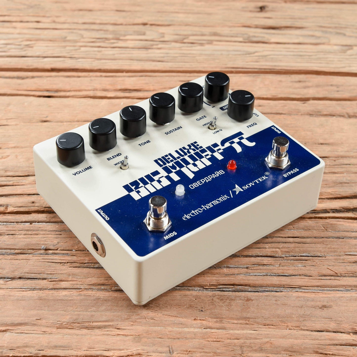 Electro-Harmonix Deluxe Sovtek Big Muff Effects and Pedals / Fuzz