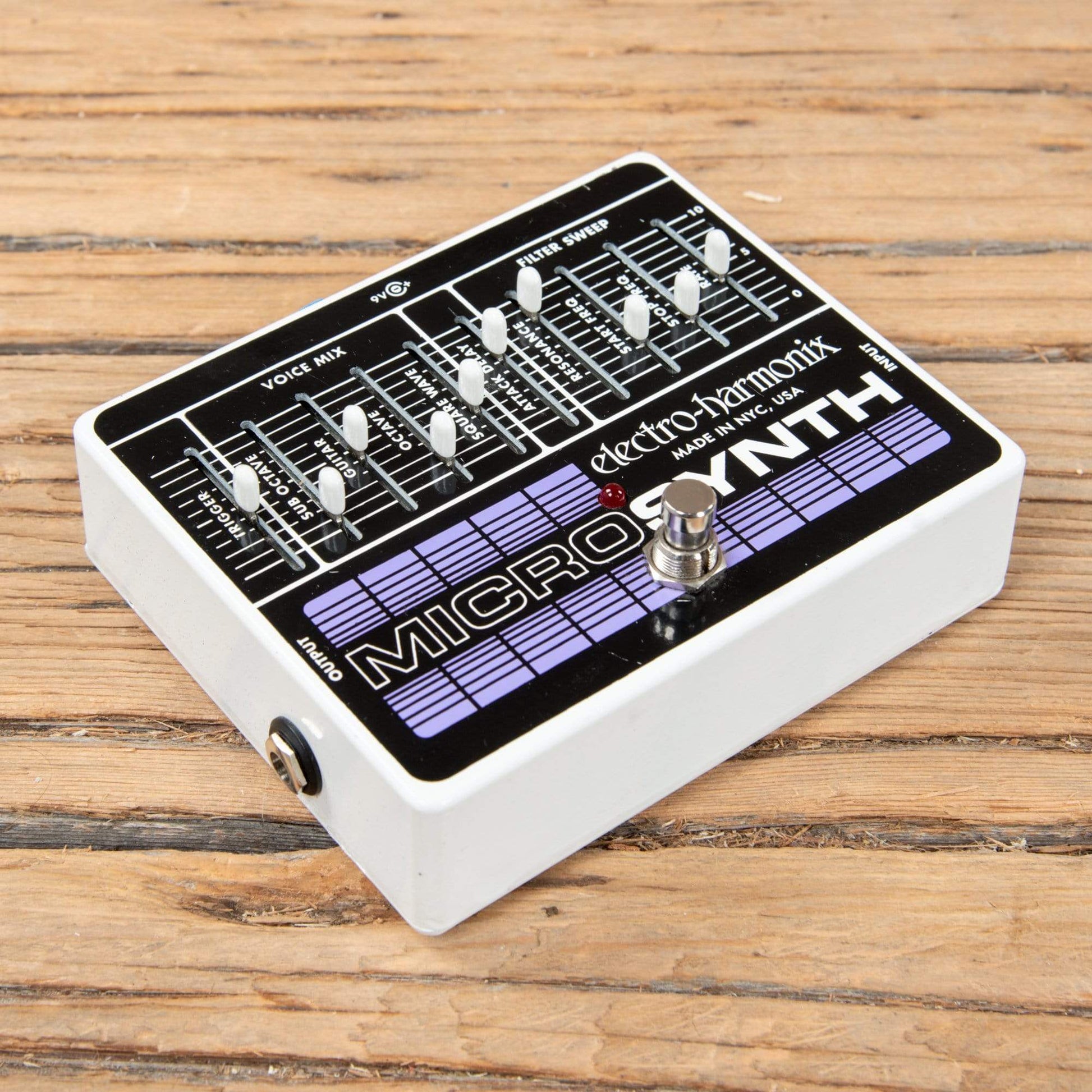 Electro-Harmonix Micro Synth Effects and Pedals / Multi-Effect Unit
