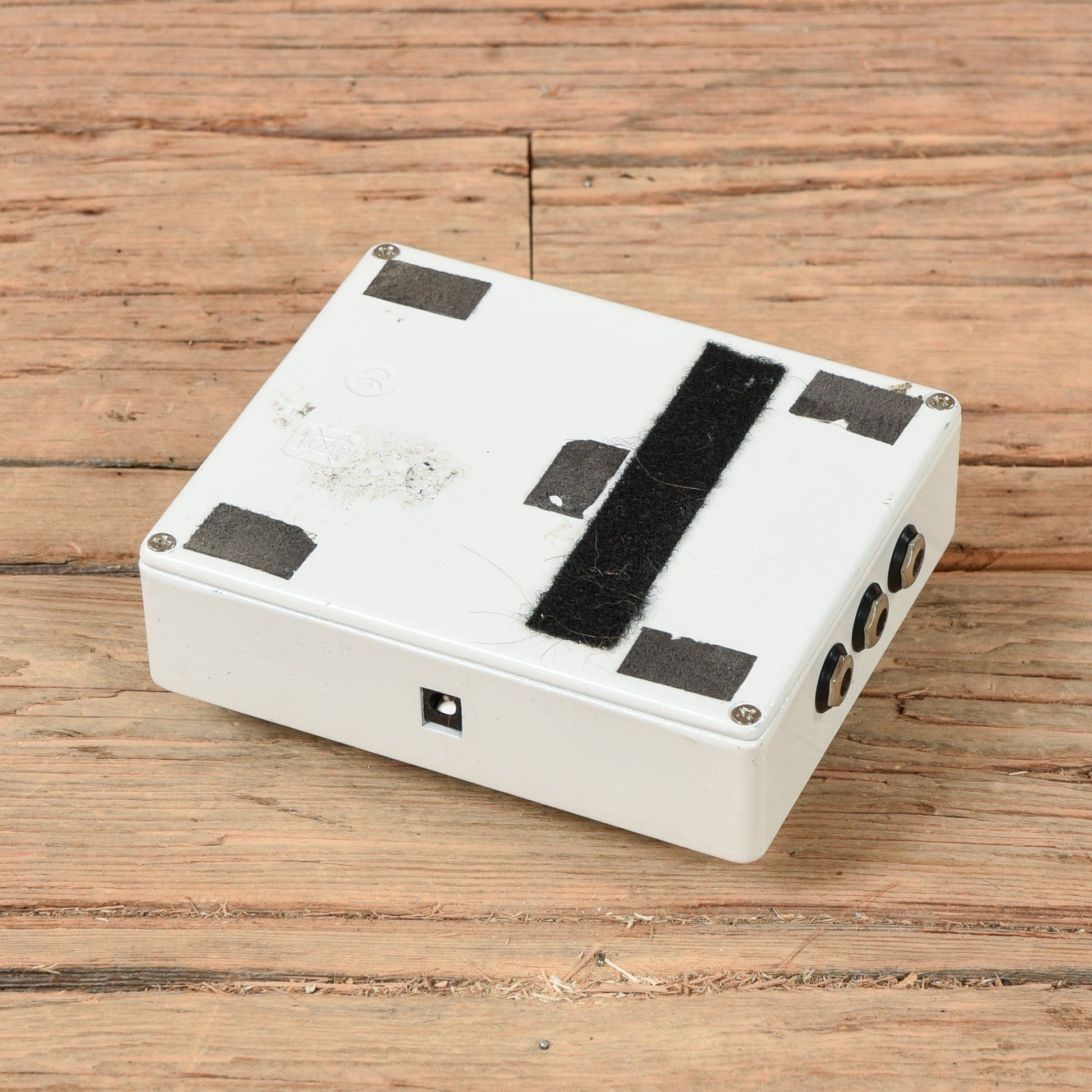 Electro-Harmonix Ring Thing Sideband Modulator Effects and Pedals / Ring Modulators