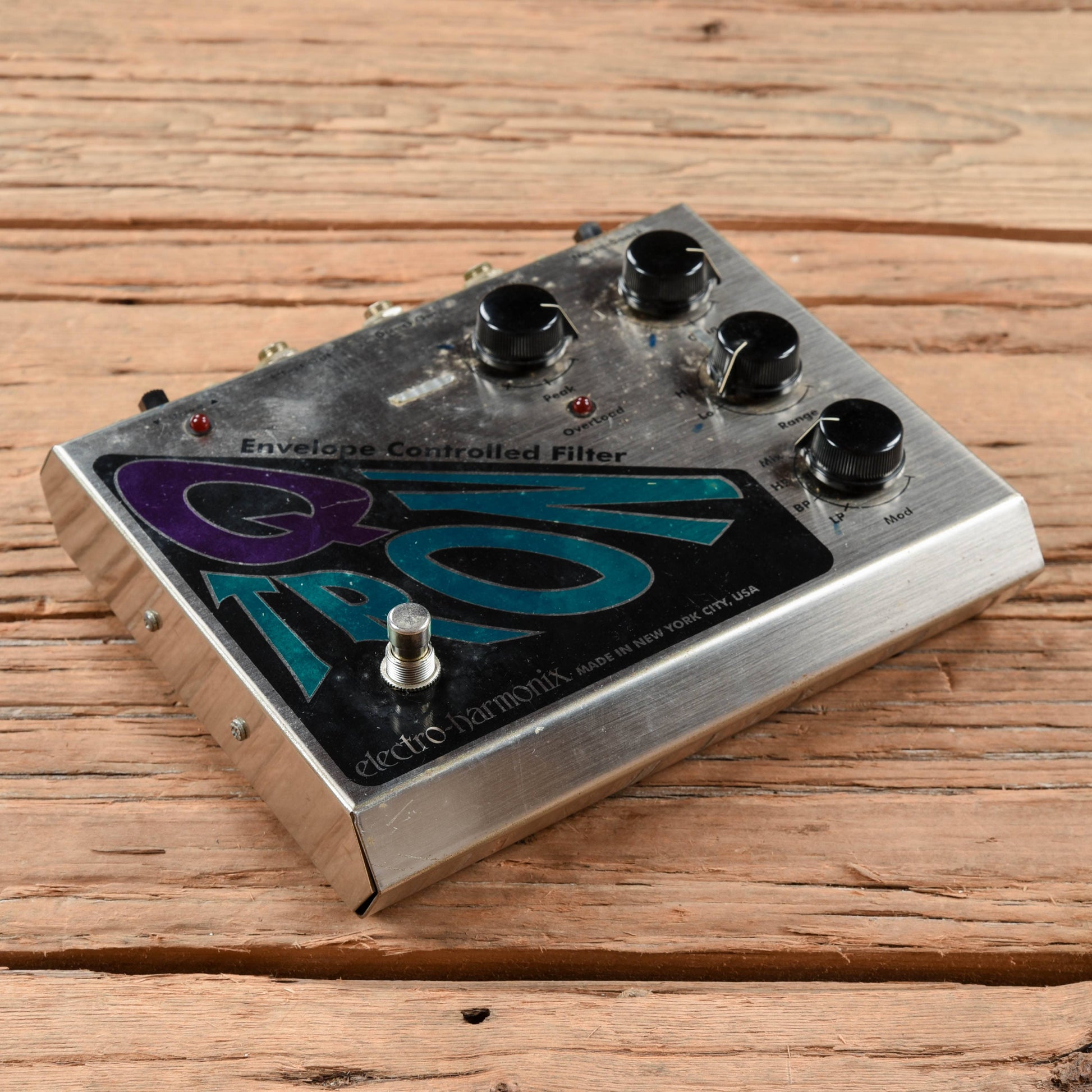 Electro-Harmonix Q-Tron Envelope Filter Effects and Pedals / Wahs and Filters