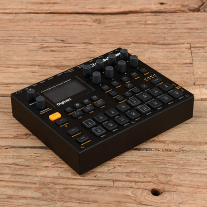 Elektron Digitakt 8-Voice Digital Drum Machine & Sampler Drums and Percussion / Drum Machines and Samplers