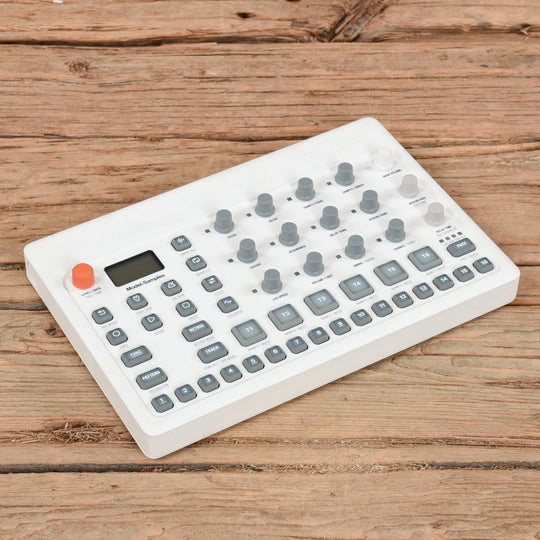 Elektron Model:Samples Groovebox USED Keyboards and Synths / Synths / Digital Synths