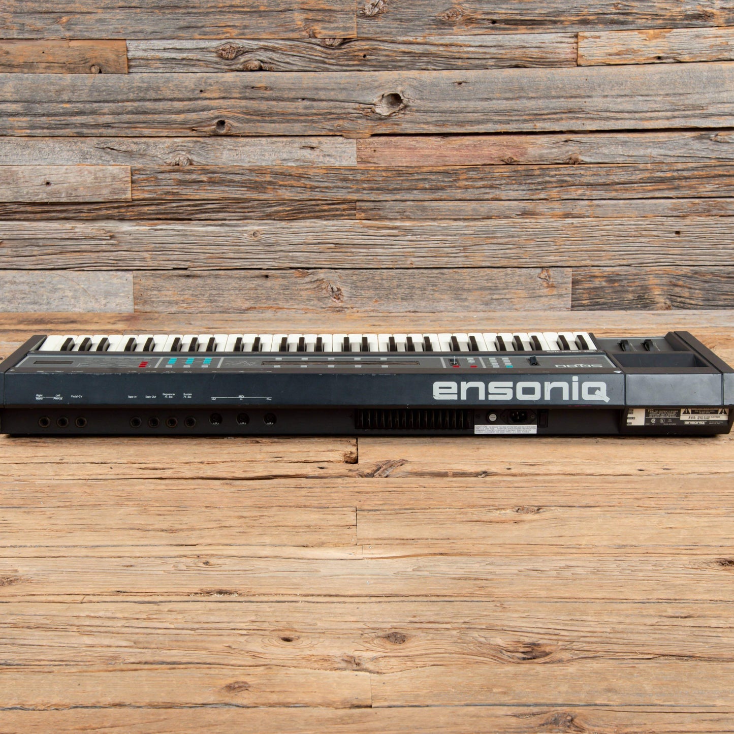 Ensoniq SQ-80 Cross Wave Synthesizer  1980s Keyboards and Synths / Synths / Digital Synths