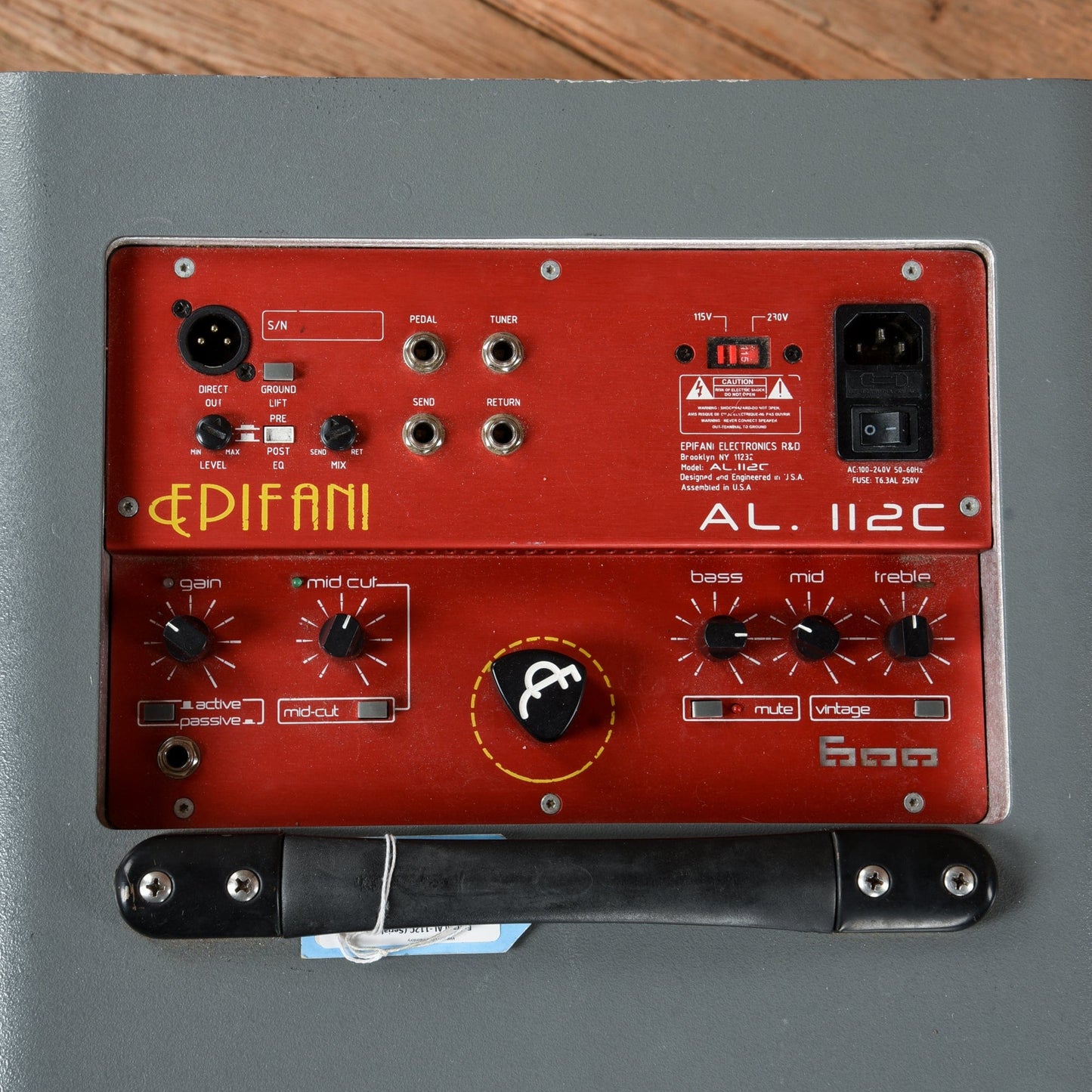 Epifani AL-112C Amps / Bass Cabinets