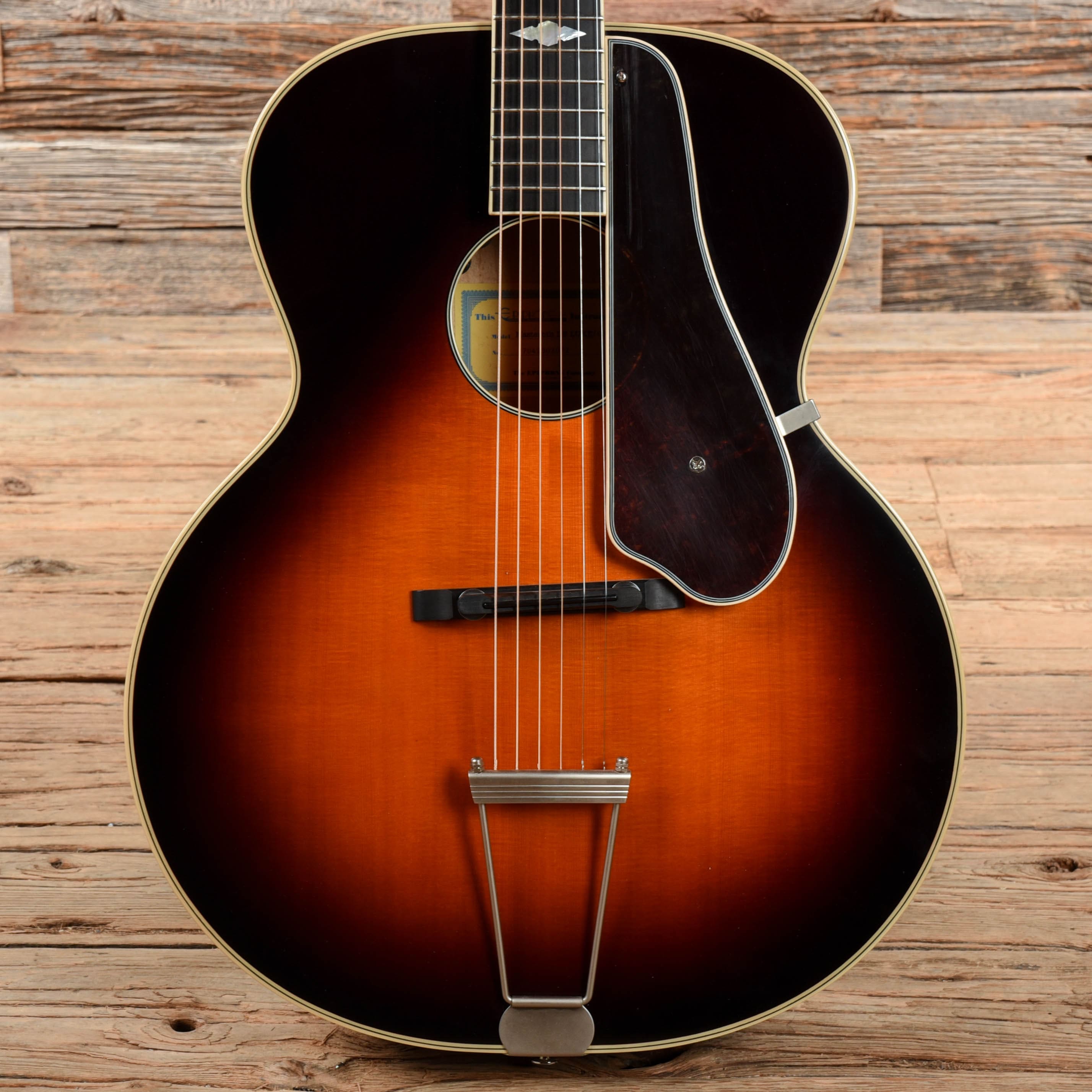 Epiphone Masterbilt Century Collection De Luxe Vintage Sunburst 2017 Acoustic Guitars / Archtop
