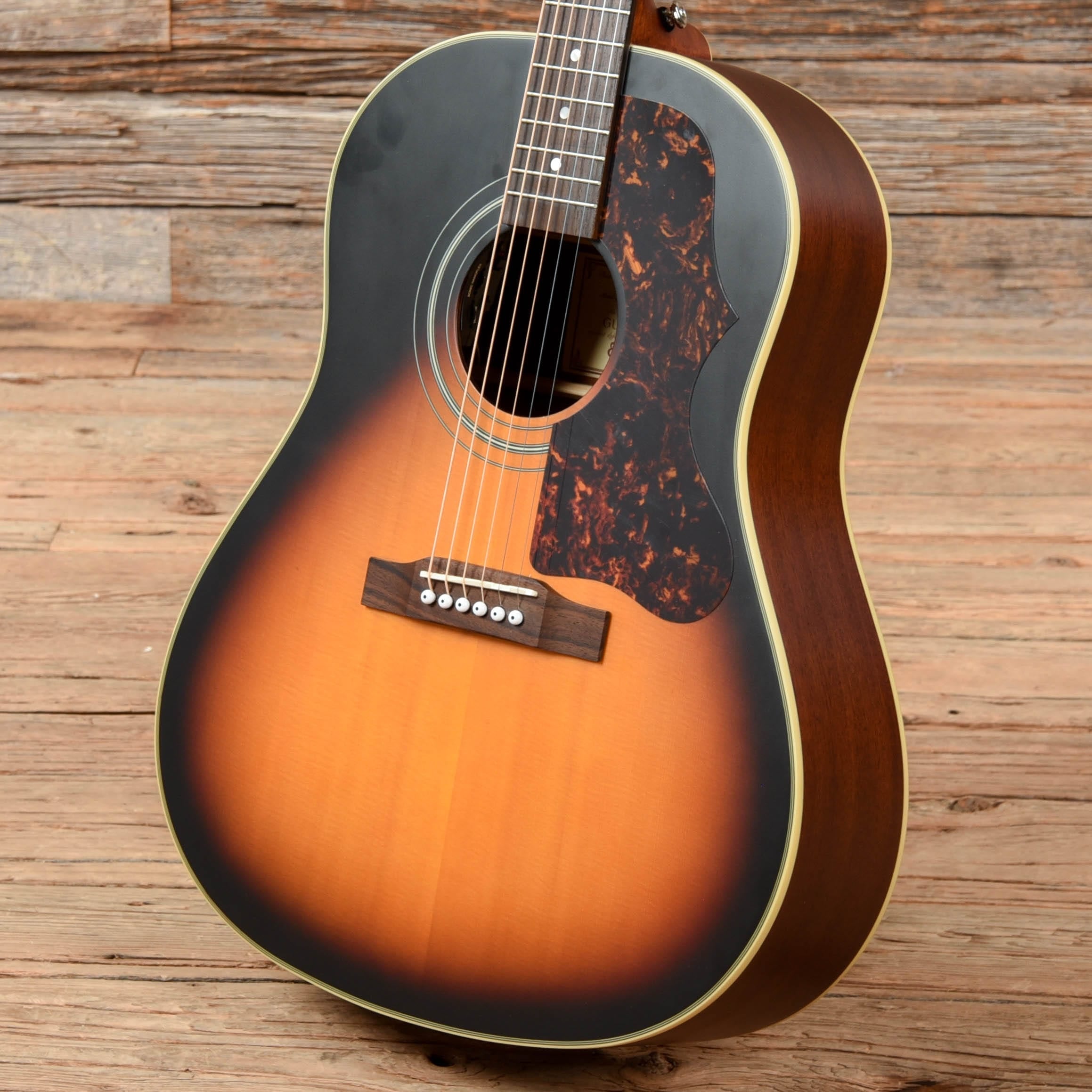 Epiphone Masterbilt AJ-45ME Dreadnought Sunburst Acoustic Guitars / Dreadnought