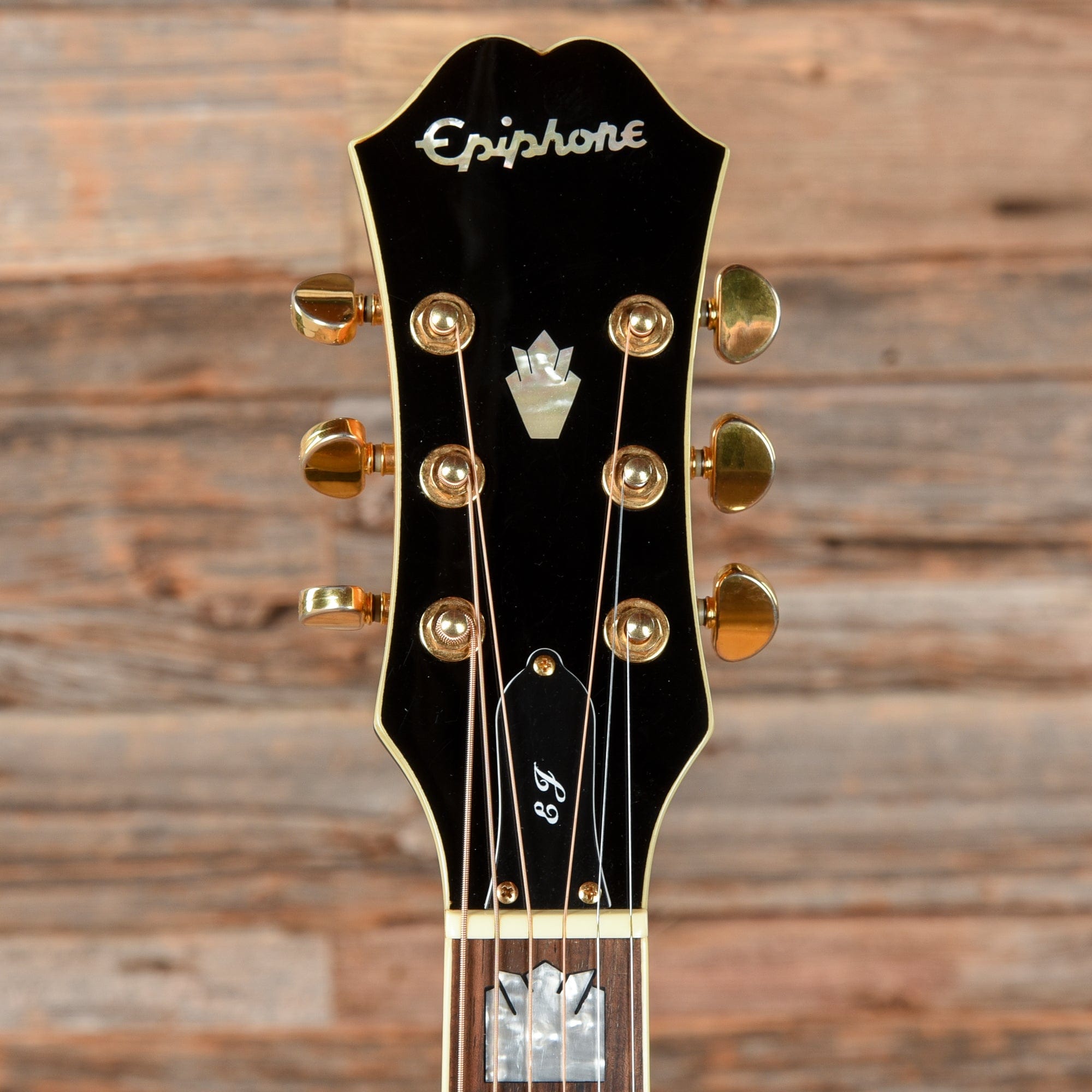 Epiphone EJ-200CE Vintage Sunburst Acoustic Guitars / Jumbo