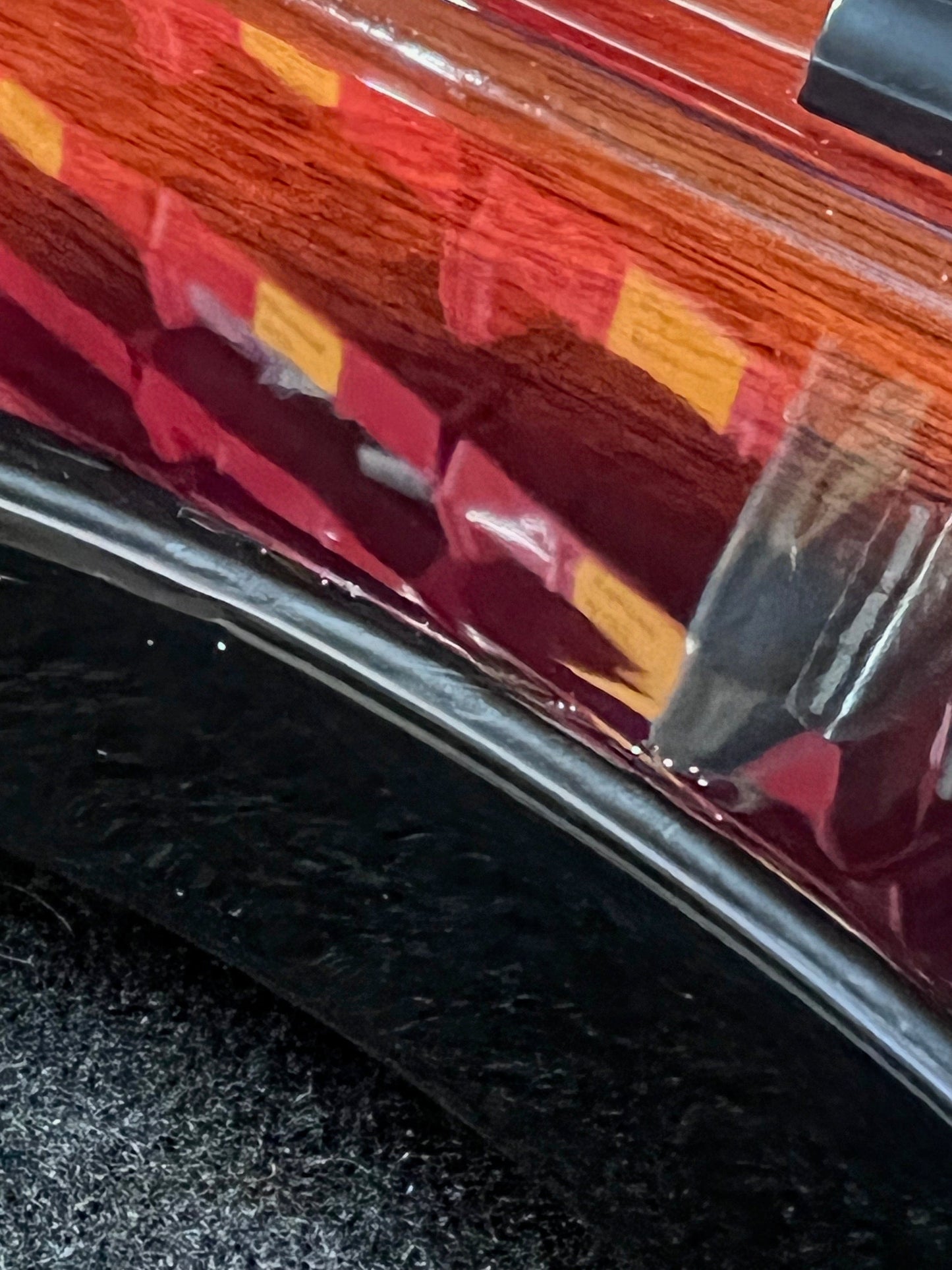 Epiphone Thunderbird-IV Reverse Vintage Sunburst Bass Guitars / 4-String