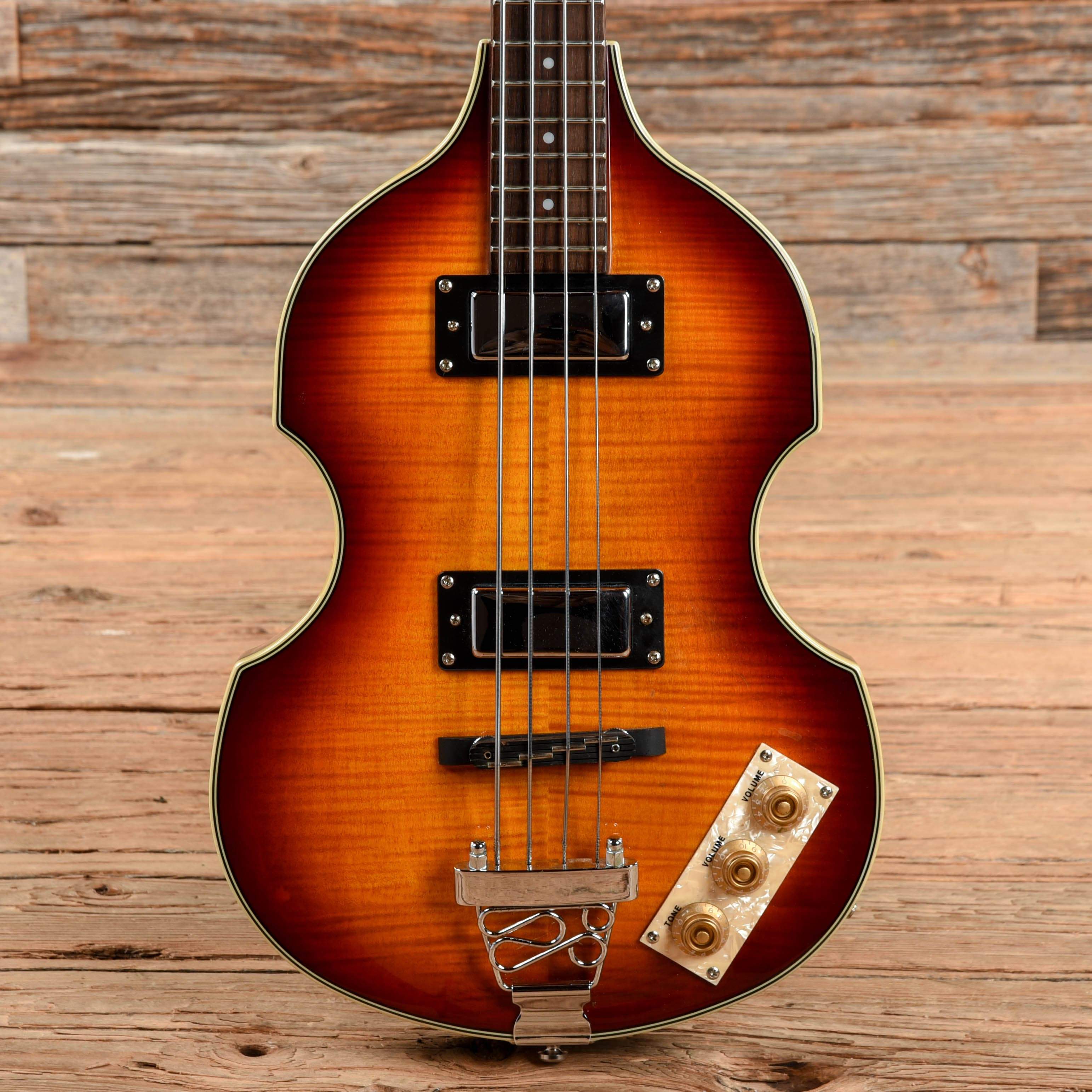 Epiphone Viola Bass Sunburst 2006 Bass Guitars / Short Scale