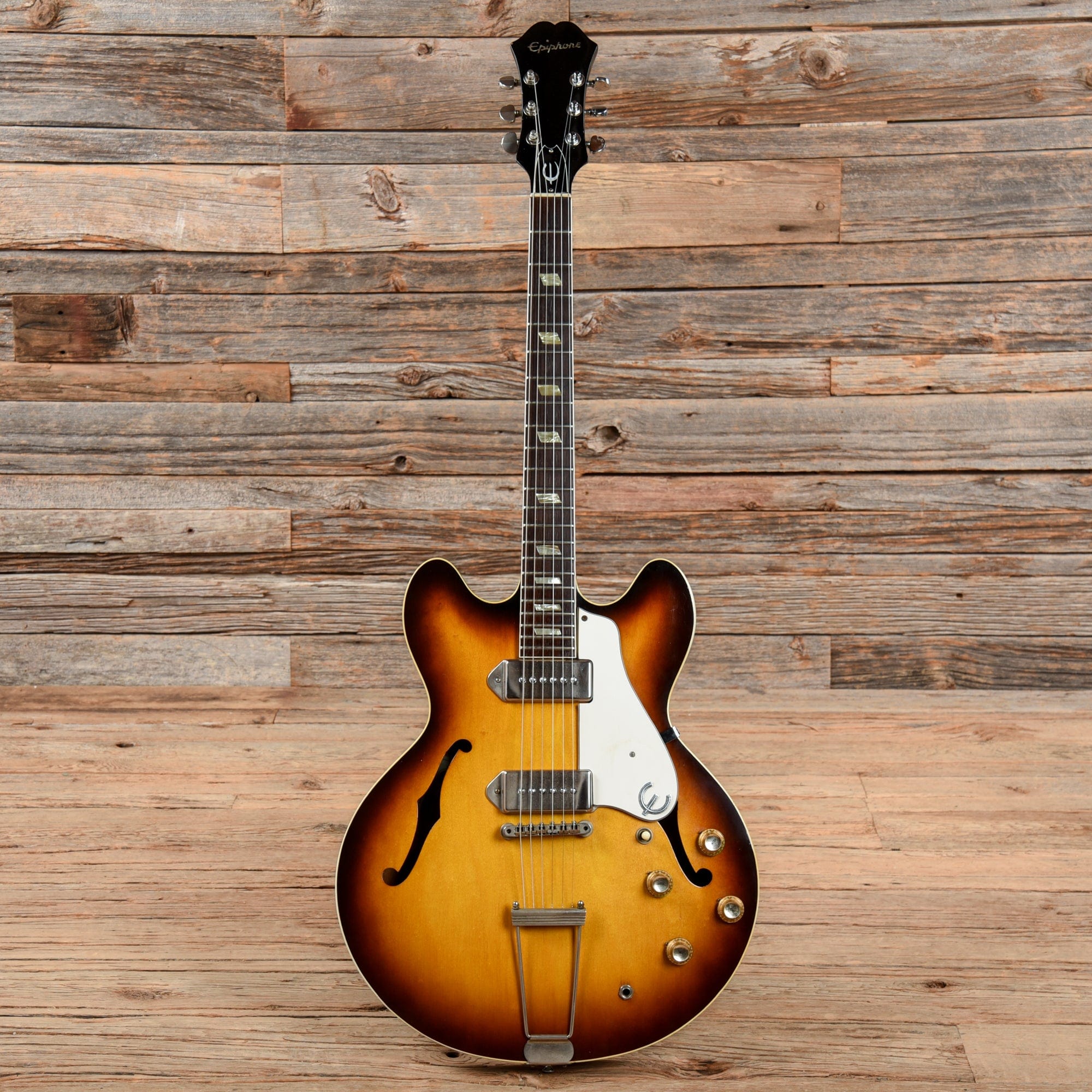 Epiphone Casino Sunburst 1965 – Chicago Music Exchange