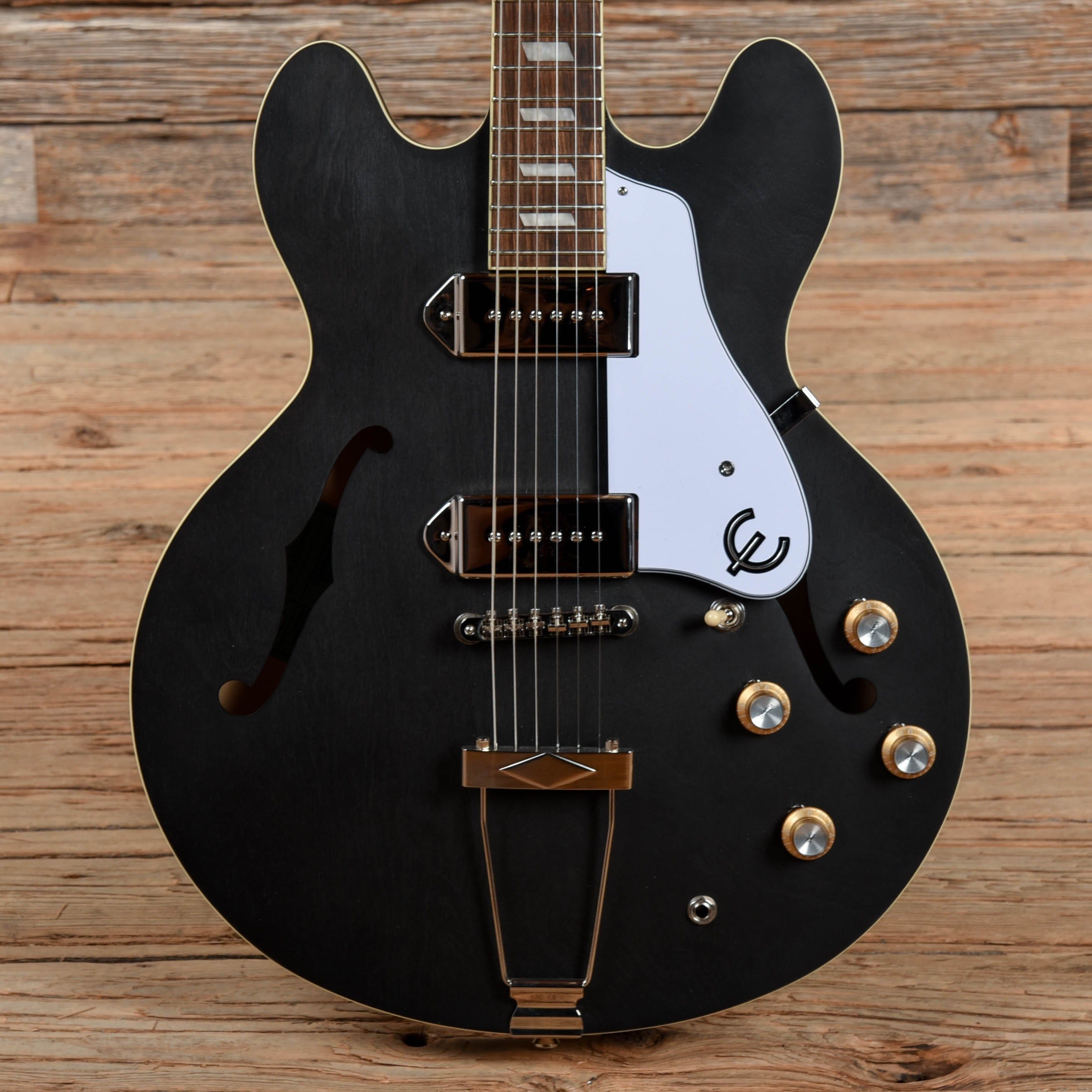 Epiphone Casino Worn Ebony 2021 – Chicago Music Exchange