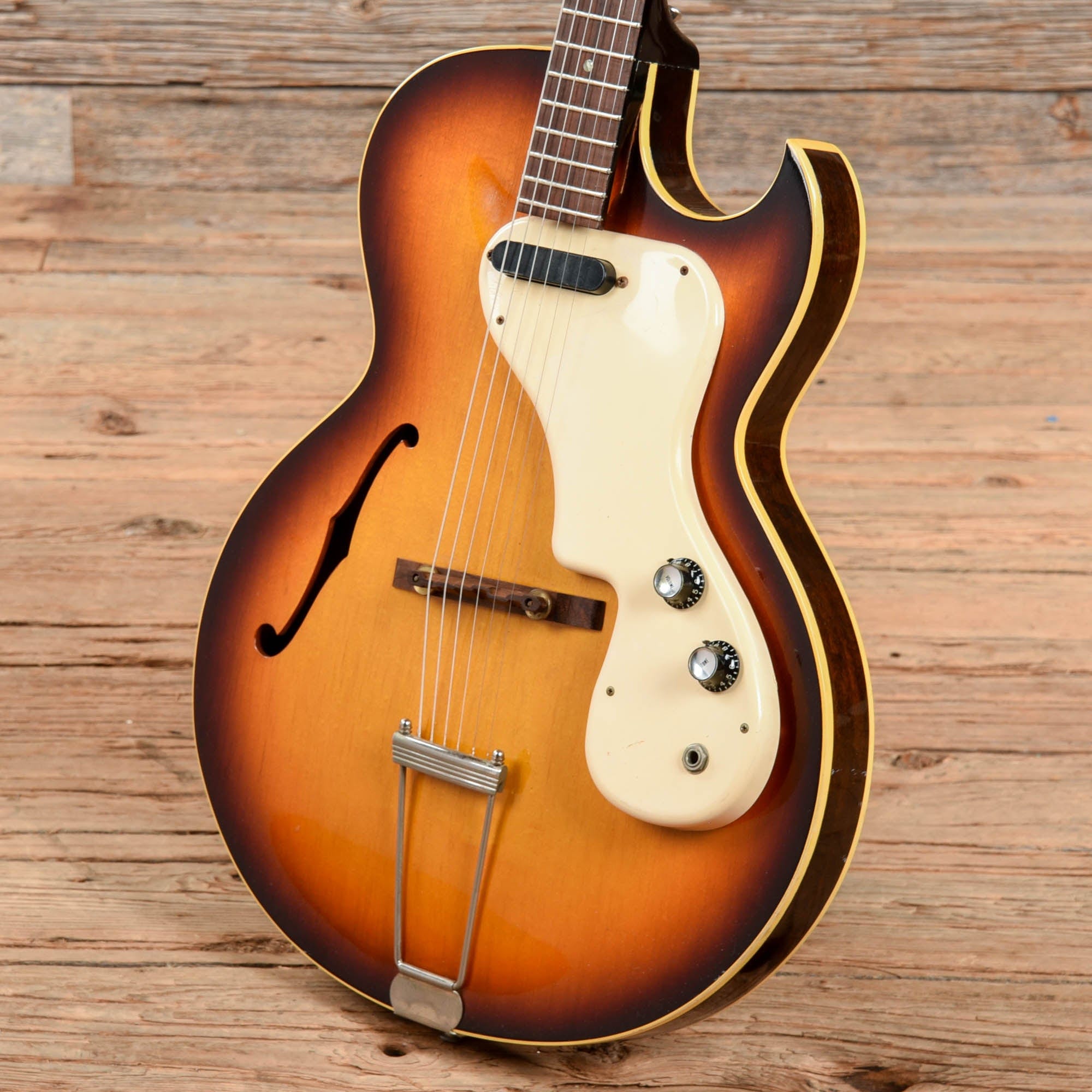 Epiphone E444TC Granada Sunburst 1966 Electric Guitars / Hollow Body
