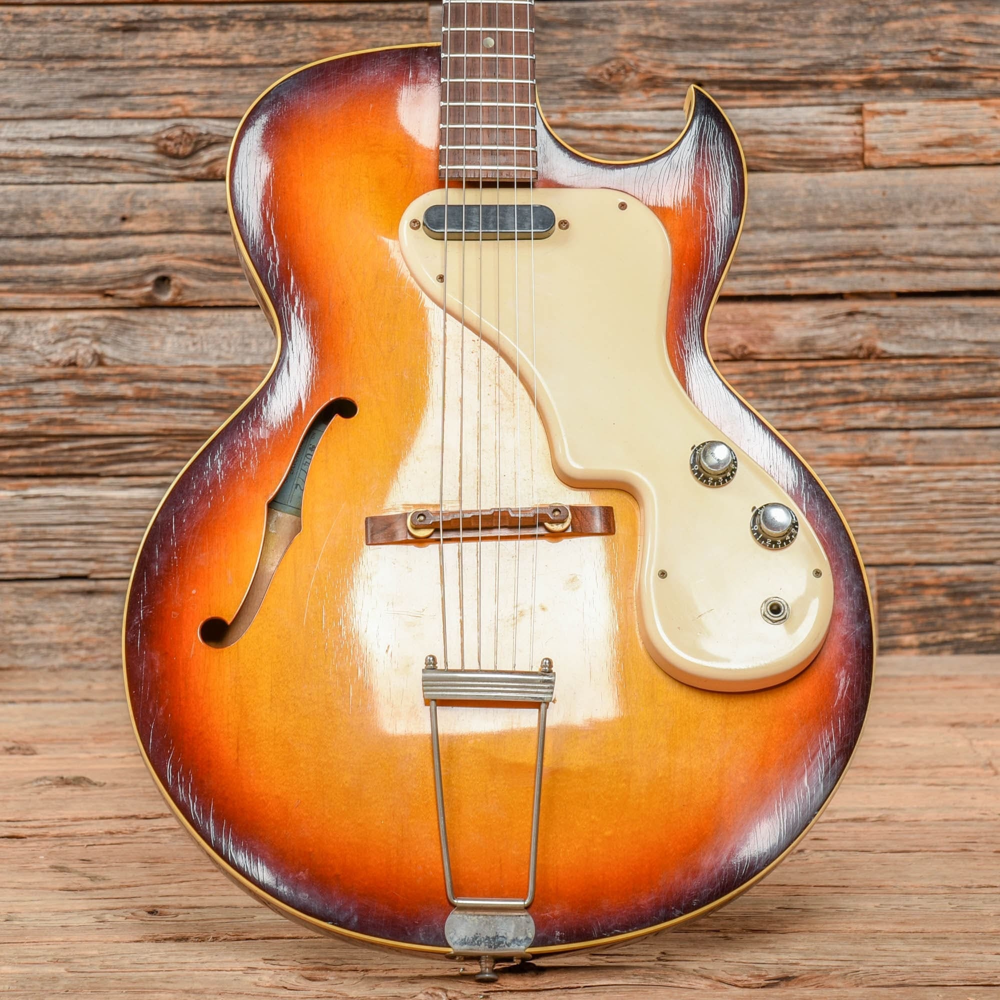 Epiphone E444TC Granada Sunburst 1966 Electric Guitars / Hollow Body