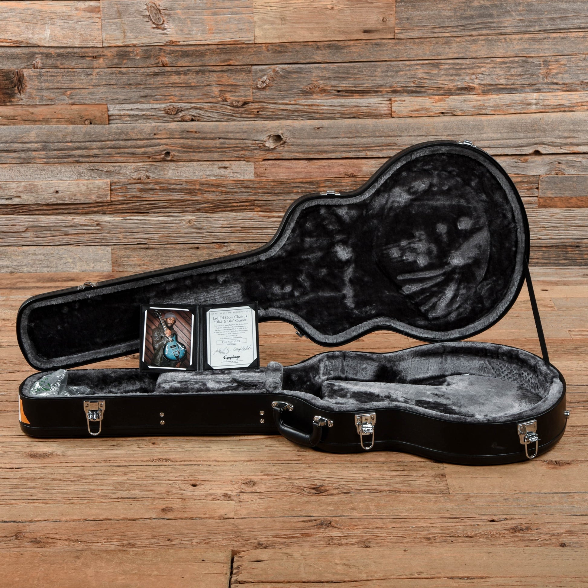 Epiphone Gary Clark Jr. Signature "Blak & Blu" Casino with Bigsby  2015 Electric Guitars / Hollow Body