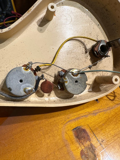 Epiphone Granada Sunburst 1960s Electric Guitars / Hollow Body