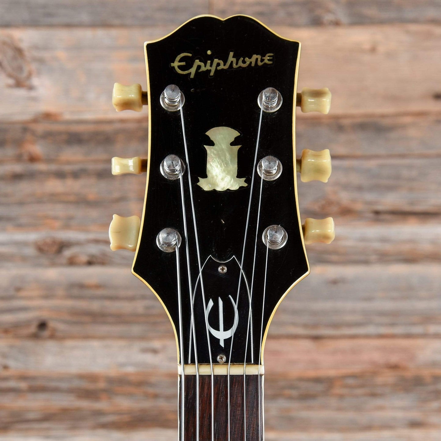 Epiphone Triumph Sunburst 1946 Electric Guitars / Hollow Body