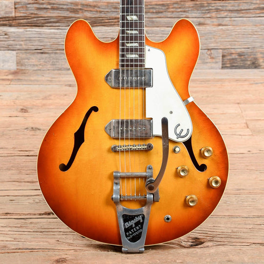 Epiphone Casino Sunburst 1965 Electric Guitars / Semi-Hollow