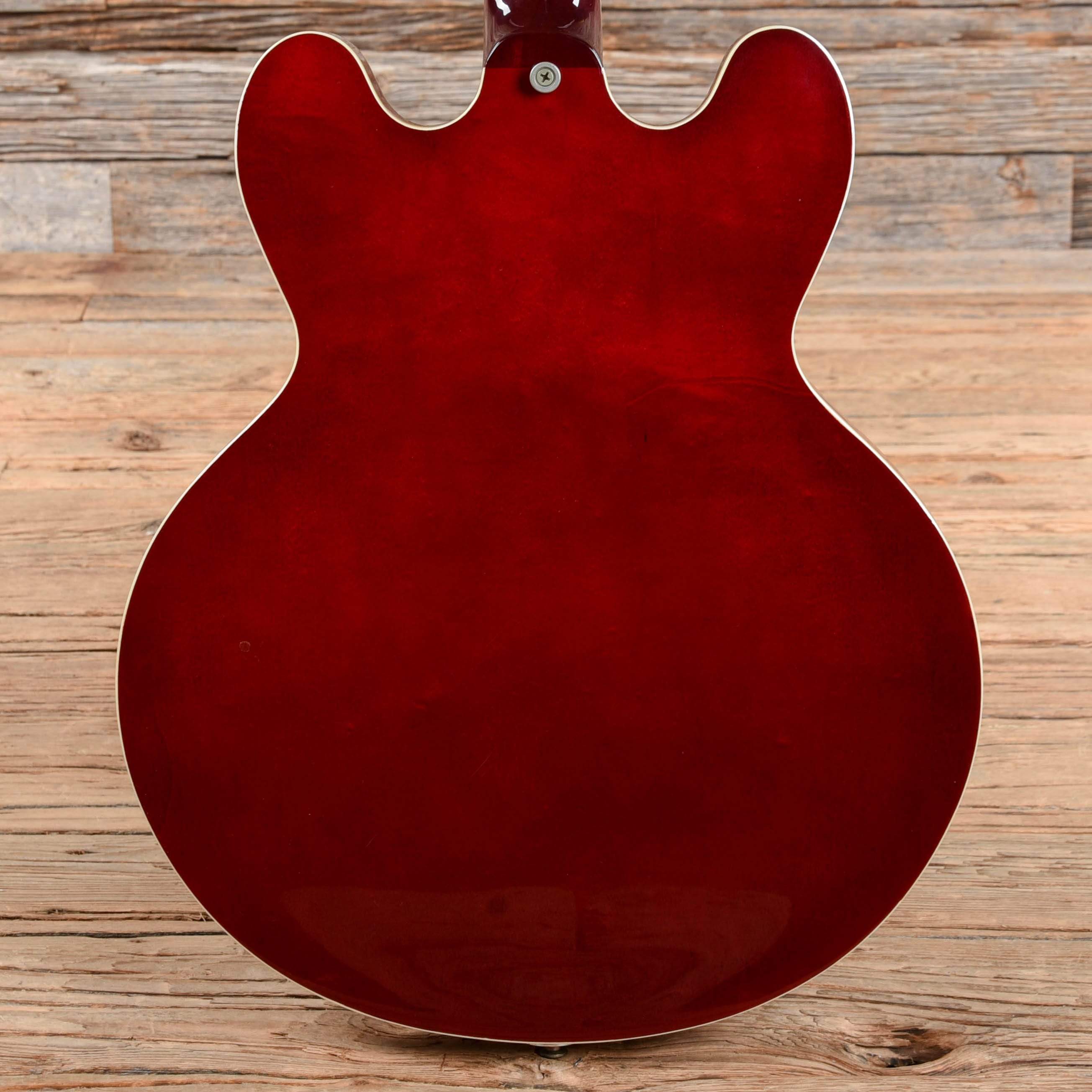 Epiphone Riviera Cherry 1997 Electric Guitars / Semi-Hollow