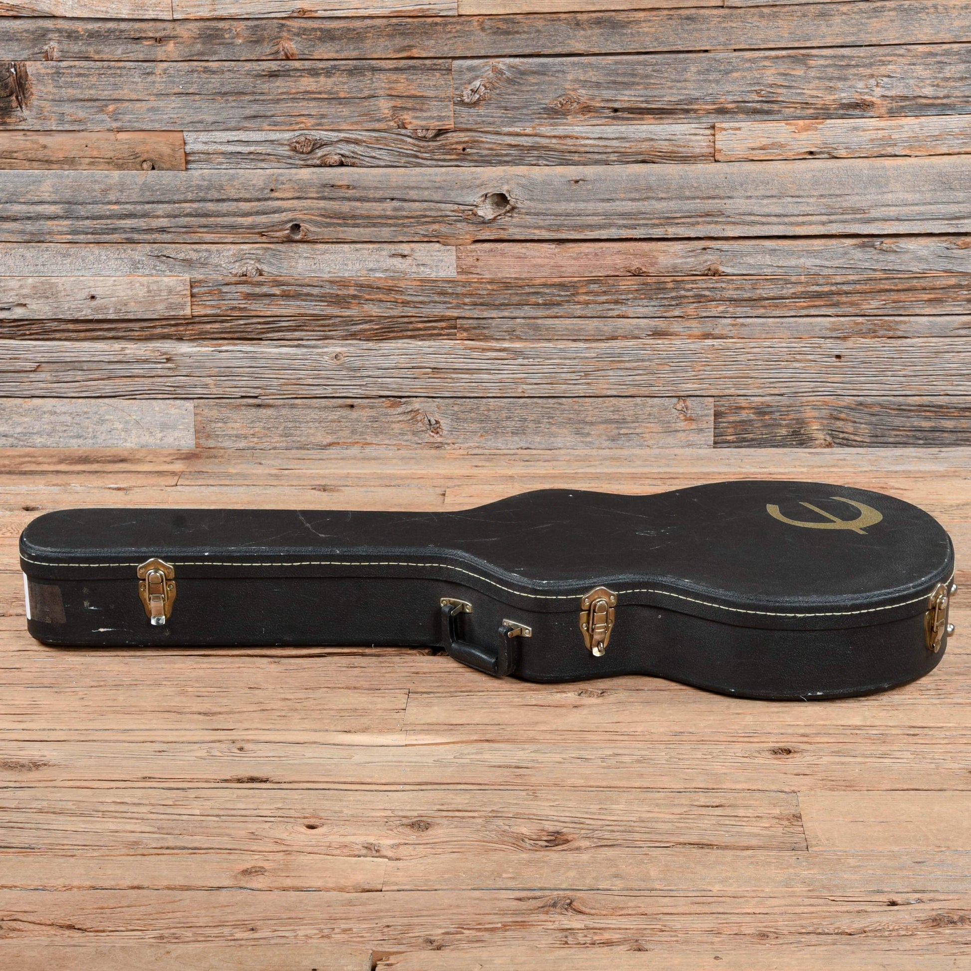 Epiphone Riviera Cherry 1997 Electric Guitars / Semi-Hollow