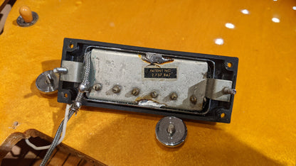 Epiphone Riviera Sunburst 1968 Electric Guitars / Semi-Hollow