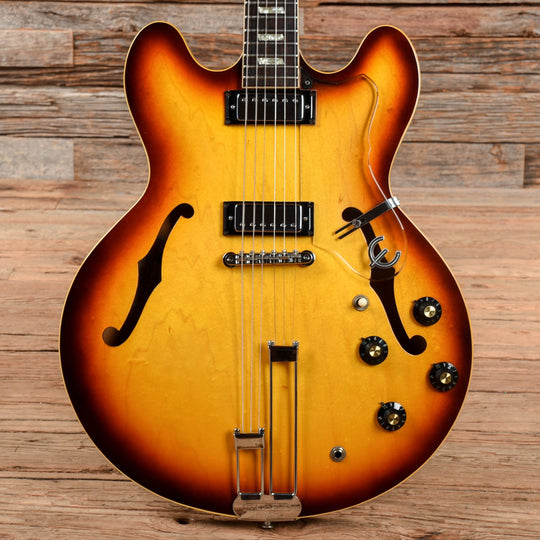Epiphone Riviera Sunburst 1969 Electric Guitars / Semi-Hollow