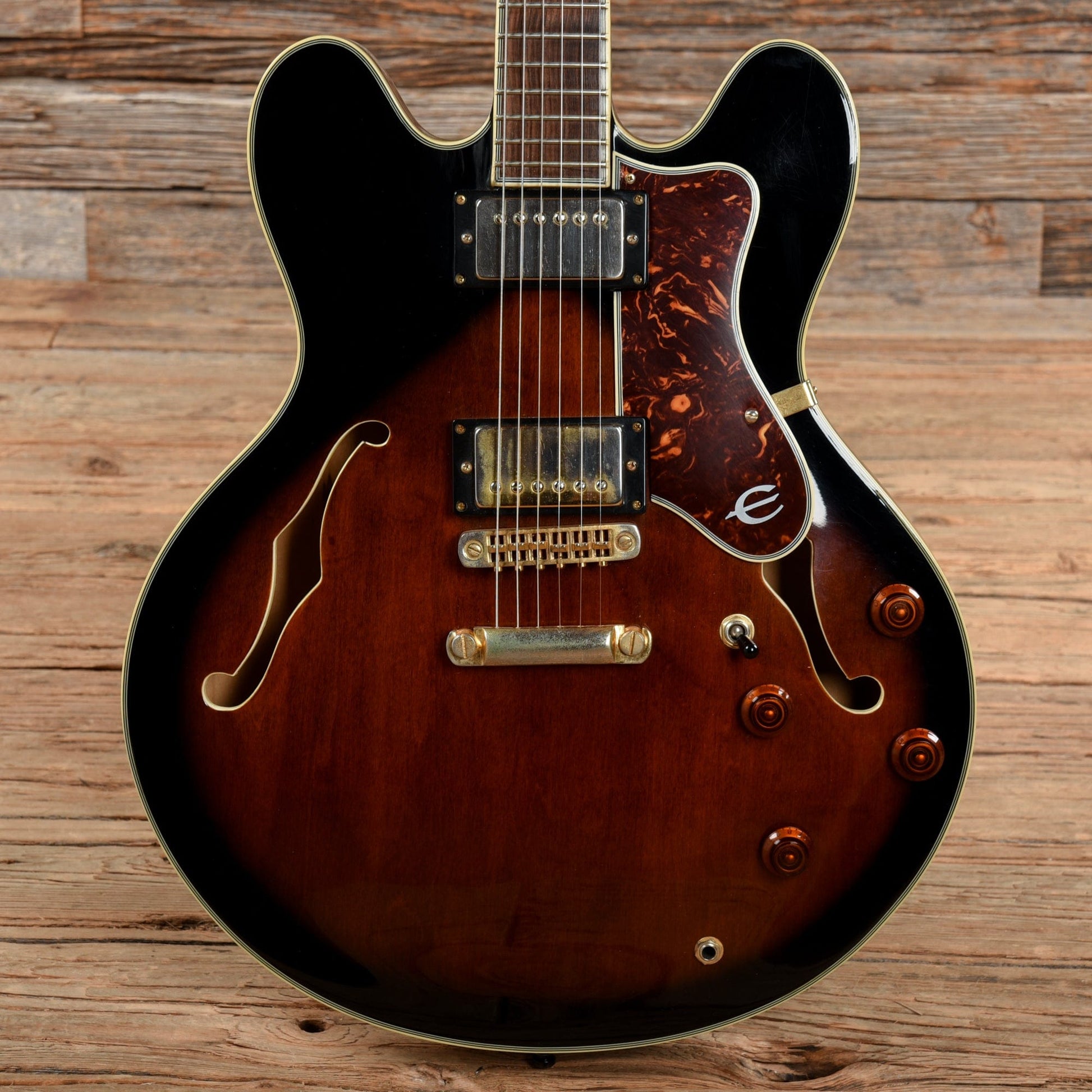 Epiphone Sheraton II Pro Sunburst 1988 Electric Guitars / Semi-Hollow