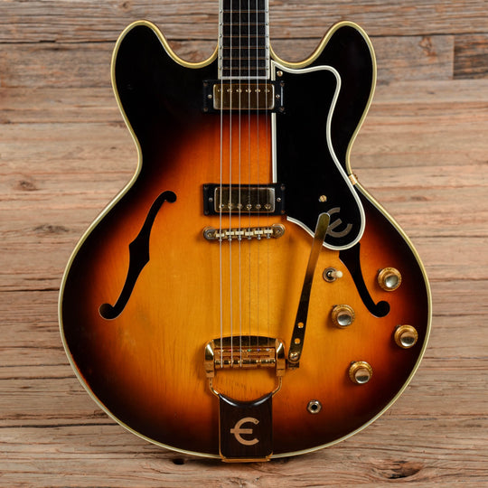 Epiphone Sheraton Sunburst 1965 Electric Guitars / Semi-Hollow