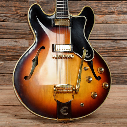 Epiphone Sheraton Sunburst 1965 Electric Guitars / Semi-Hollow
