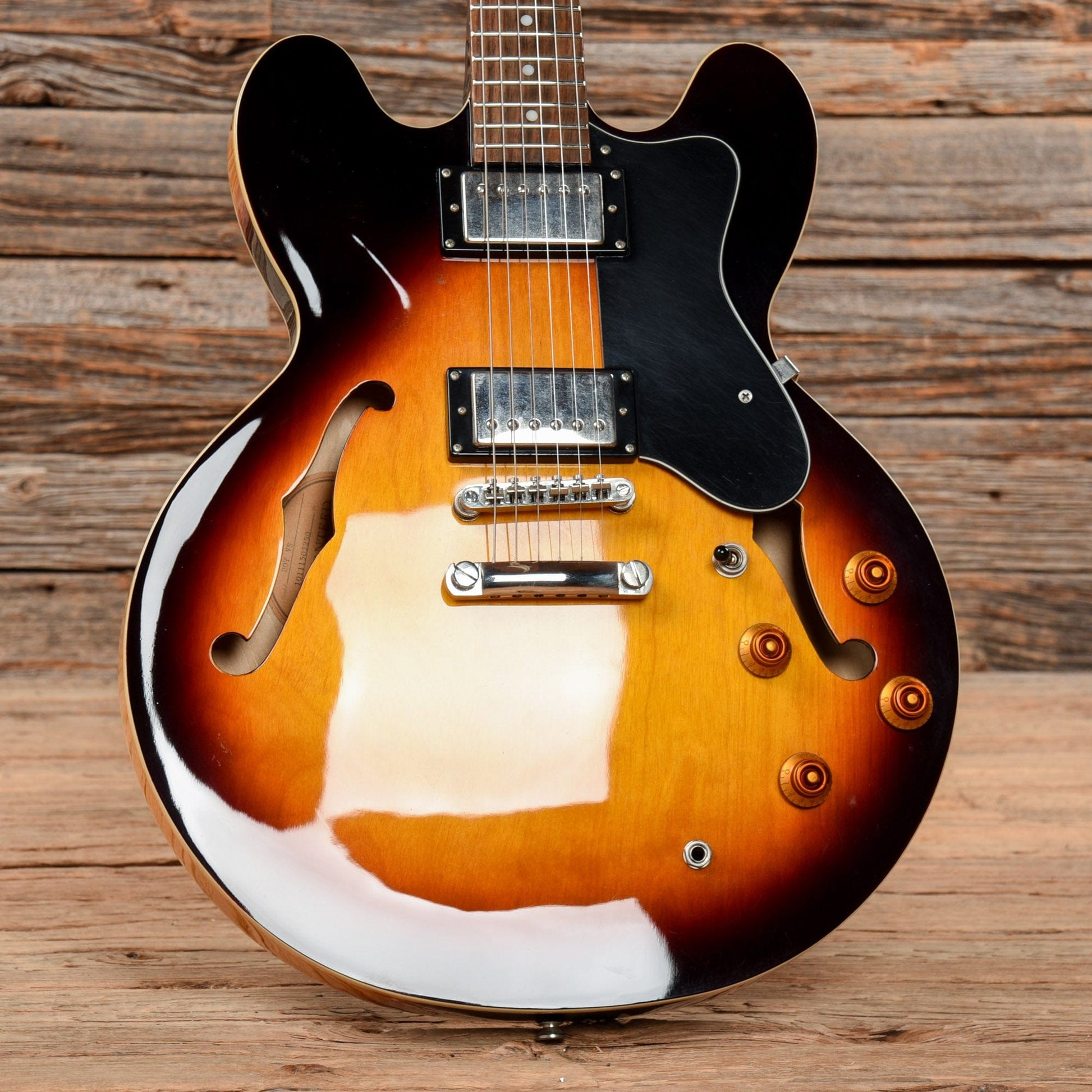 Epiphone The Dot Sunburst 2010 Electric Guitars / Semi-Hollow