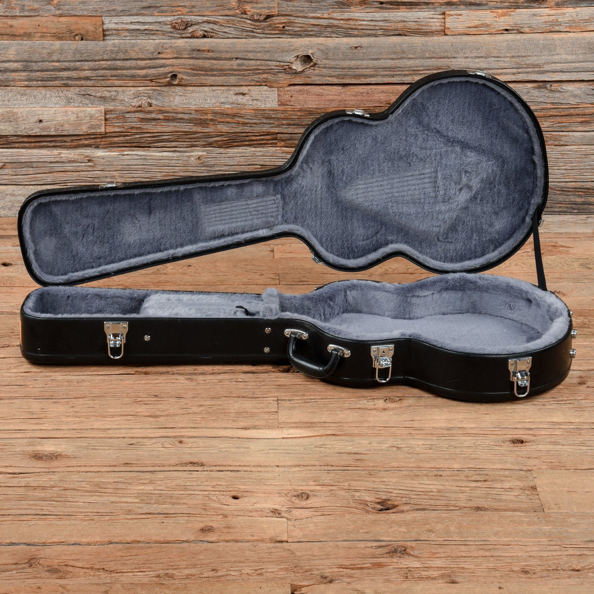 Epiphone Wildkat Antique Natural 2004 Electric Guitars / Semi-Hollow