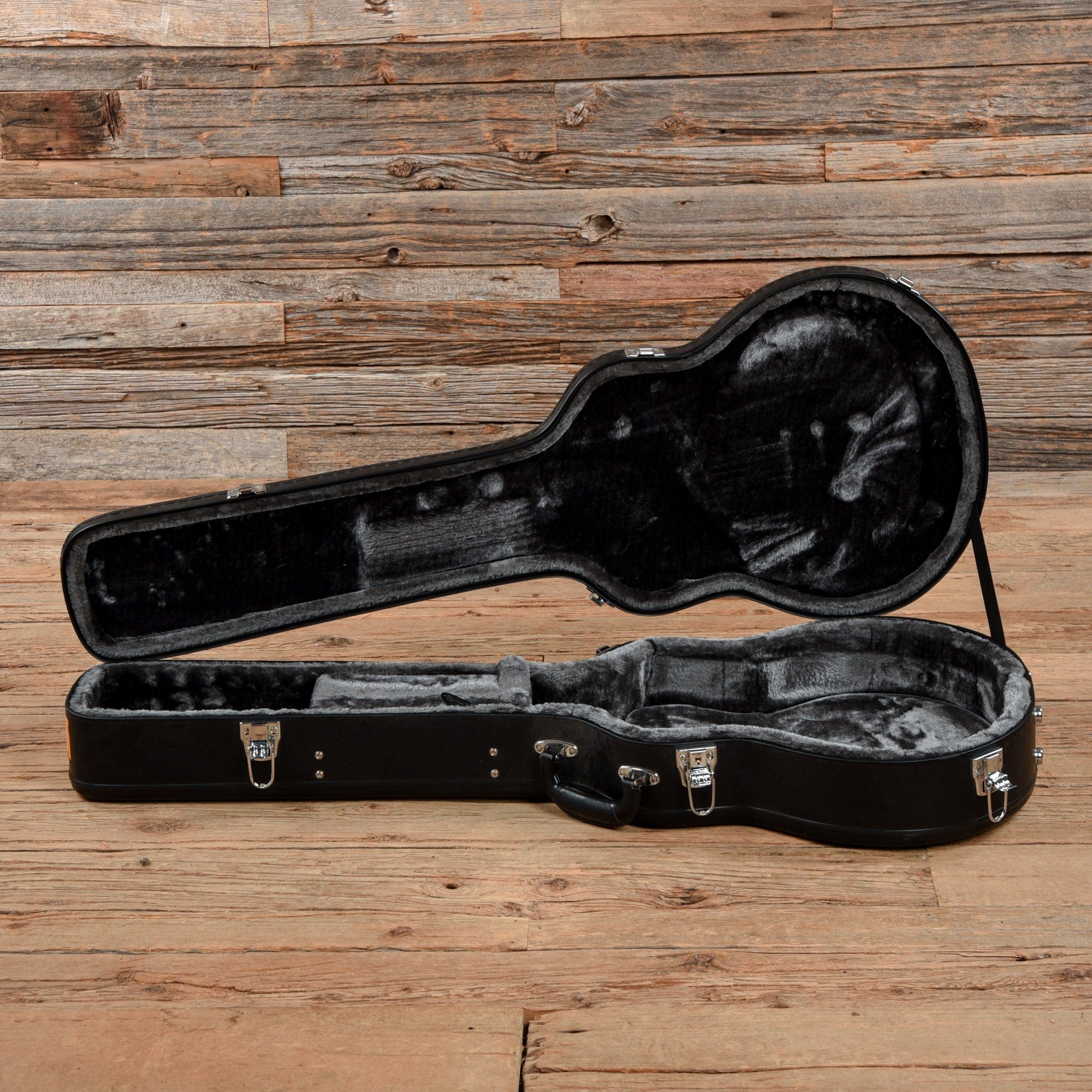 Epiphone Wildkat White 2013 Electric Guitars / Semi-Hollow