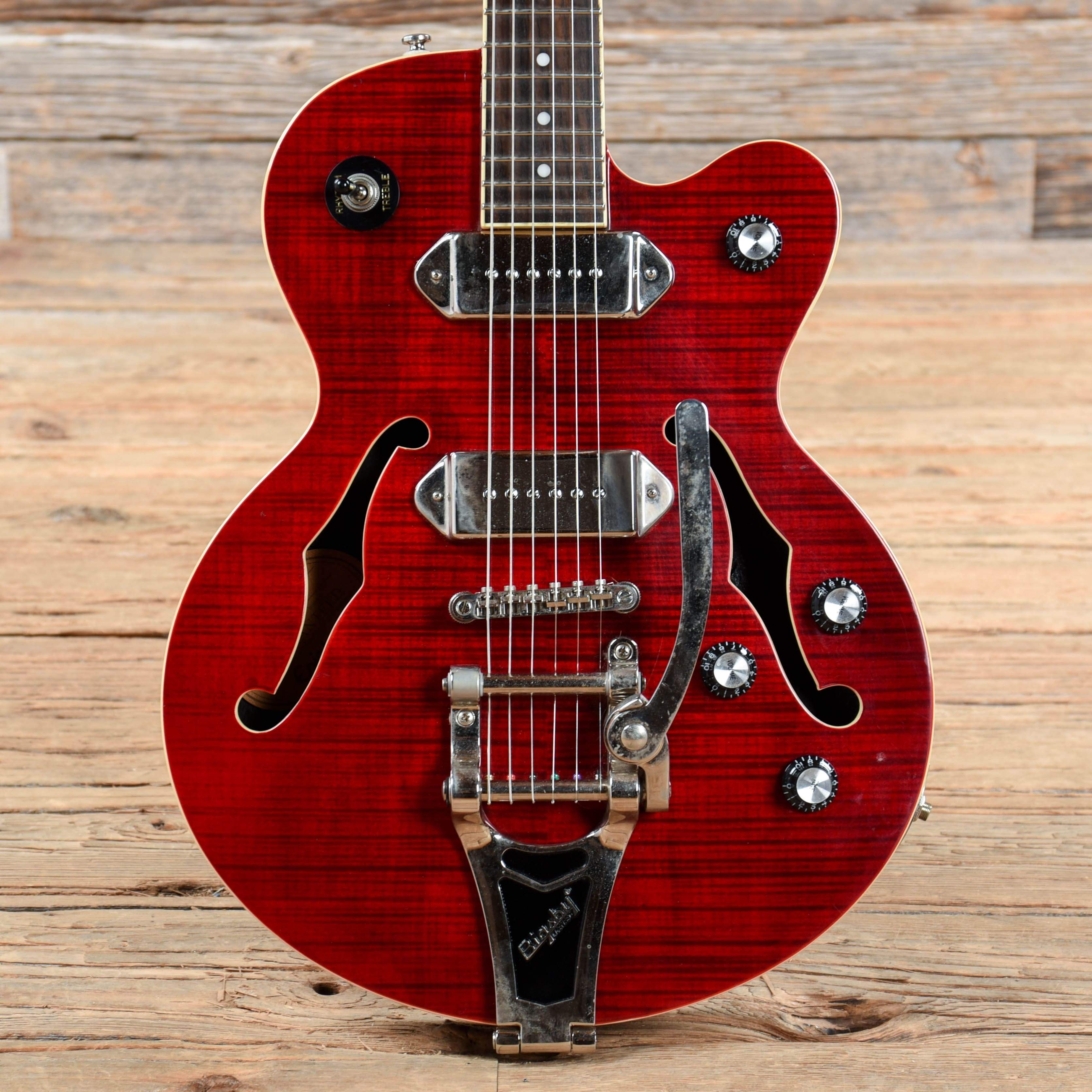 Epiphone Wildkat Wine Red 2014 Electric Guitars / Semi-Hollow